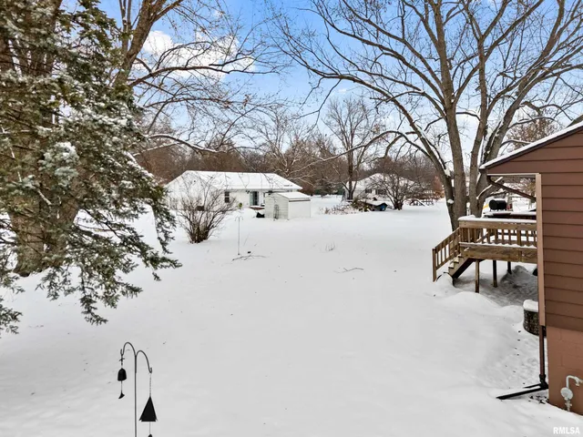 $180,000 | 9603 West Littlefield Drive, Mapleton, IL 61547