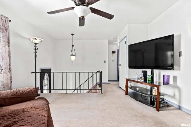 $180,000 | 9603 West Littlefield Drive, Mapleton, IL 61547