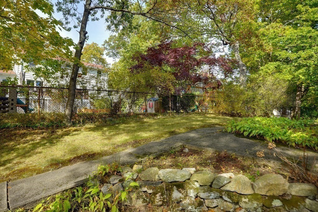 53 Pine Ridge Road Arlington, MA 02476 - Photo 28 of 37