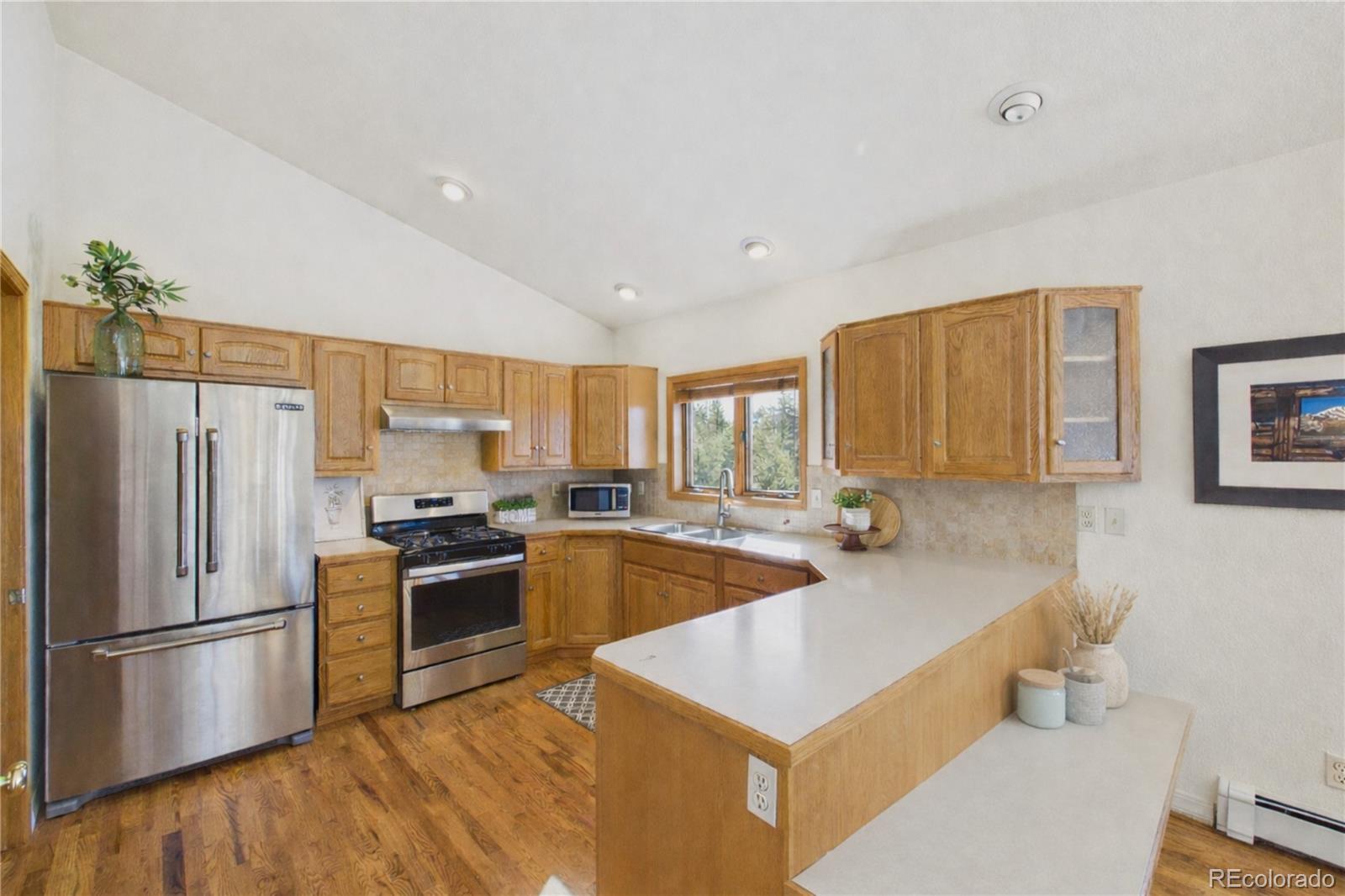 10798 Crystal Way Morrison, CO 80465 - Photo 9 of 36