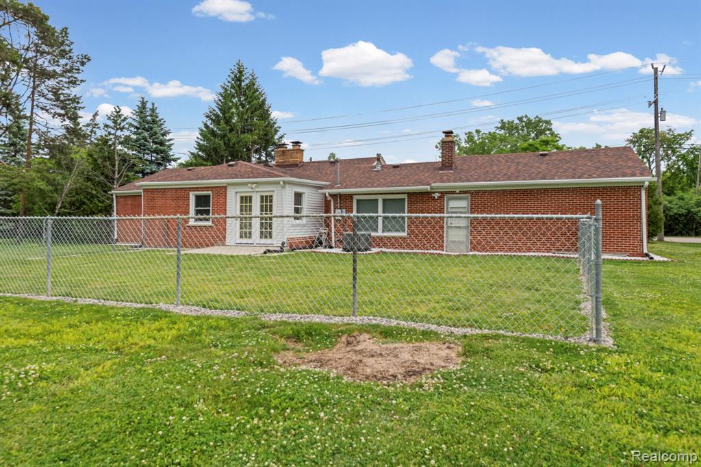 4165 Crooks Road Troy, MI 48098 - Photo 25 of 27