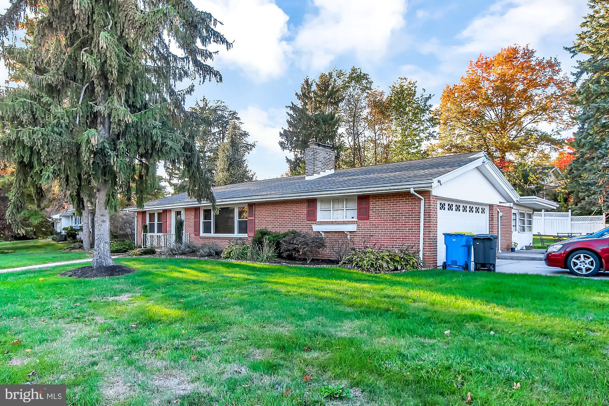 771 Greendale Road York, PA 17403 - Photo 3 of 28 Gallery Image 3