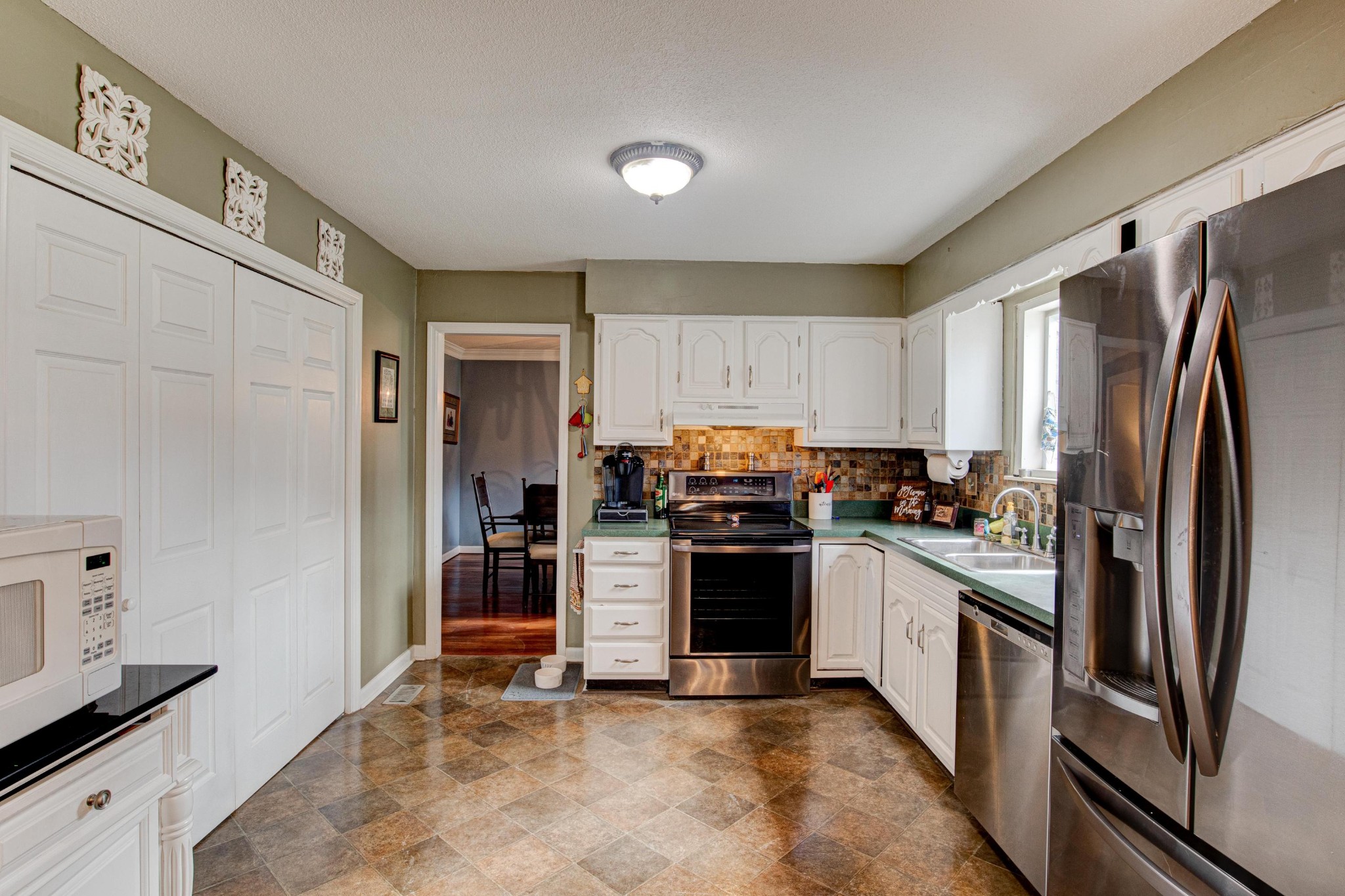 7925 Castlecomb Road Powell, TN 37849 - Photo 7 of 22 Gallery Image 7