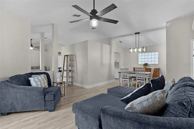 $420,000 | 17824 Southeast 113th Terrace, Summerfield, FL 34491