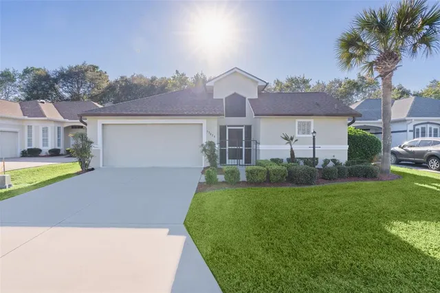 $420,000 | 17824 Southeast 113th Terrace, Summerfield, FL 34491