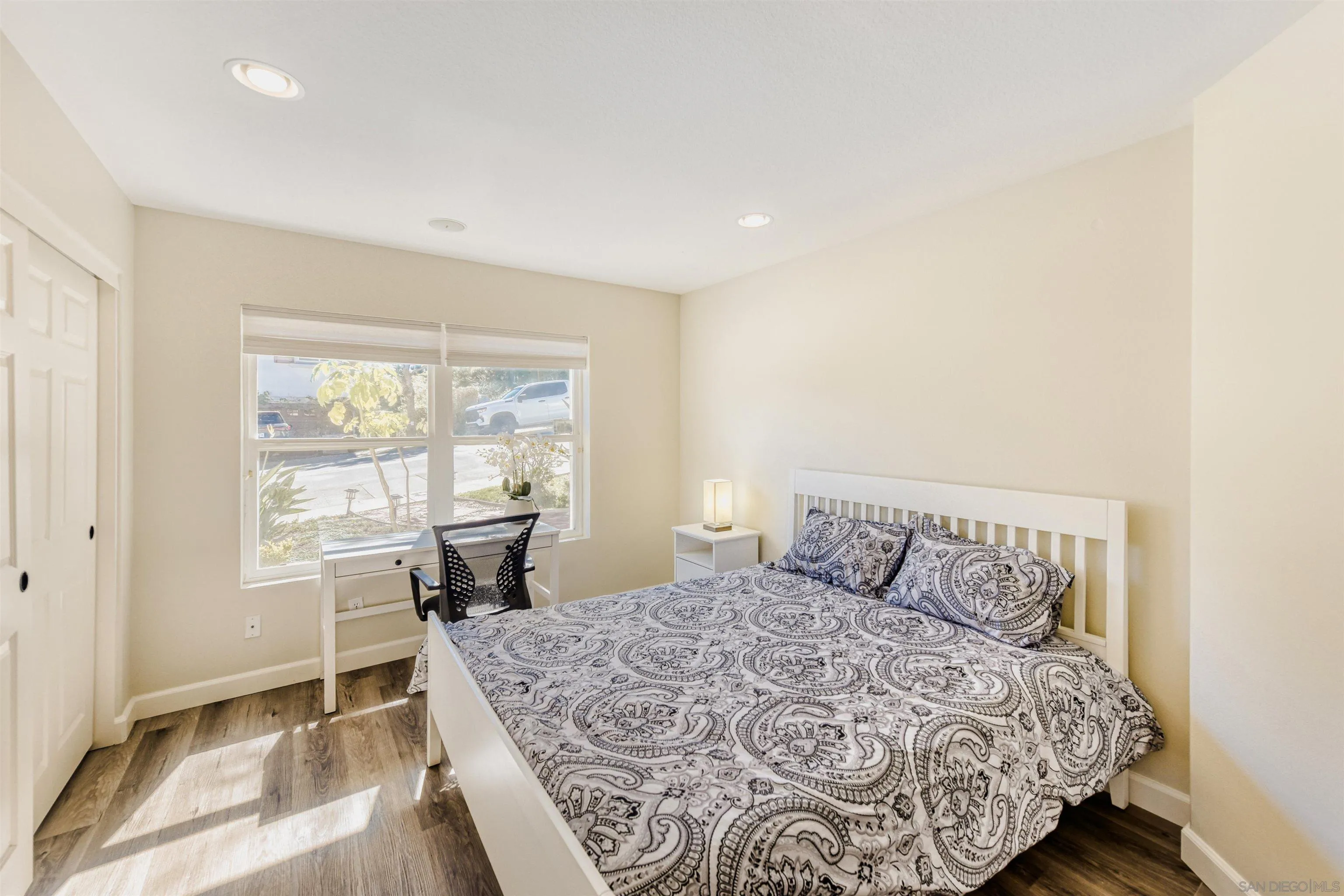 2434 Ridgegate Row La Jolla, CA 92037 - Photo 27 of 47 Bedroom