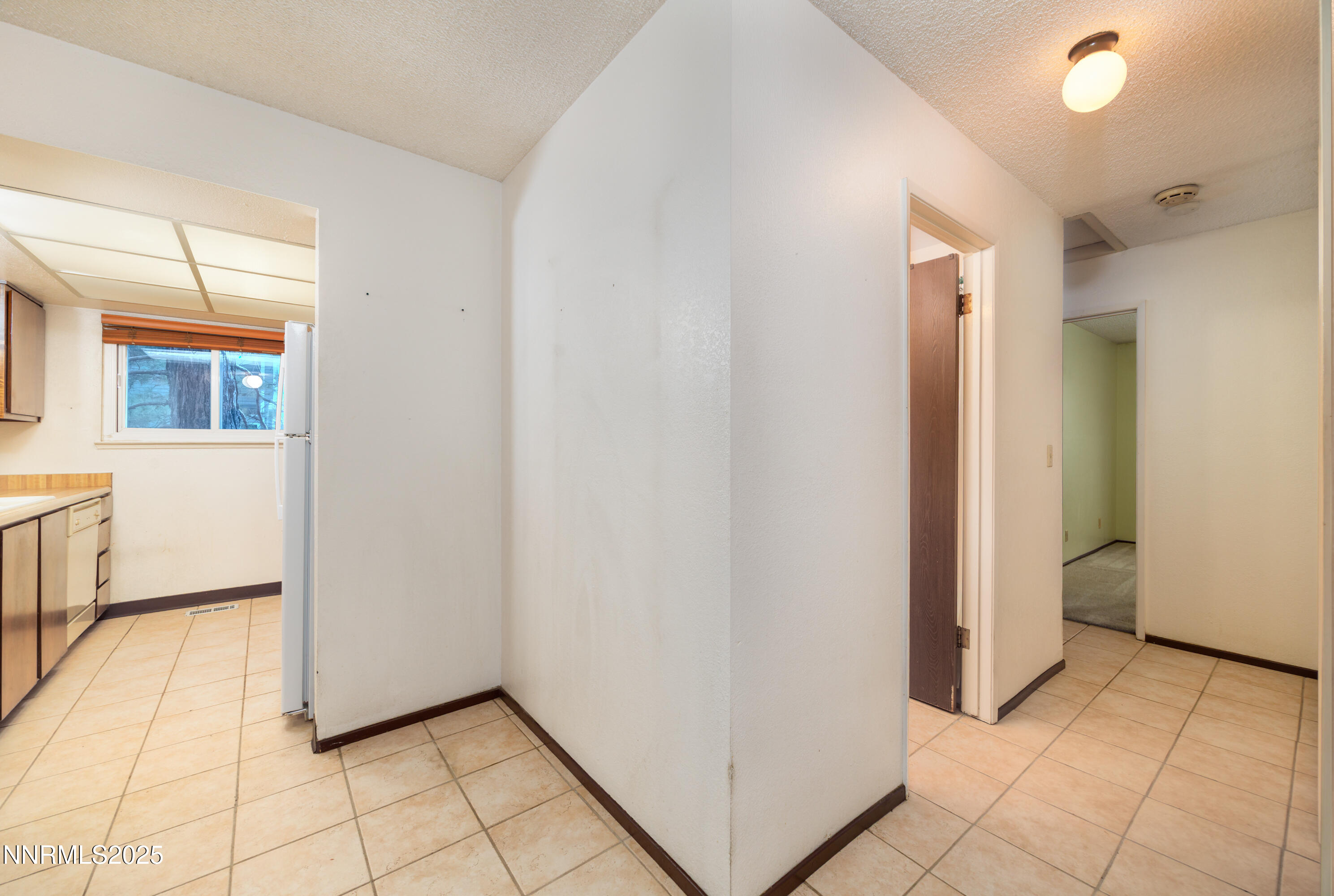 2335 Roundhouse Road Sparks, NV 89431 - Photo 8 of 16 Roundhouse Rd-2