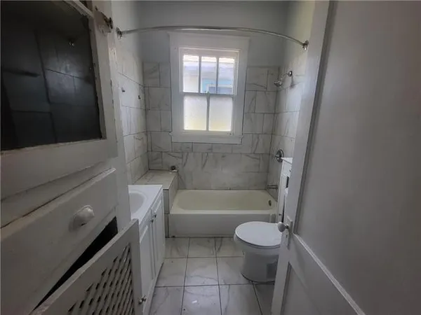 $950 | 2514 North Roman Street, New Orleans, LA 70117