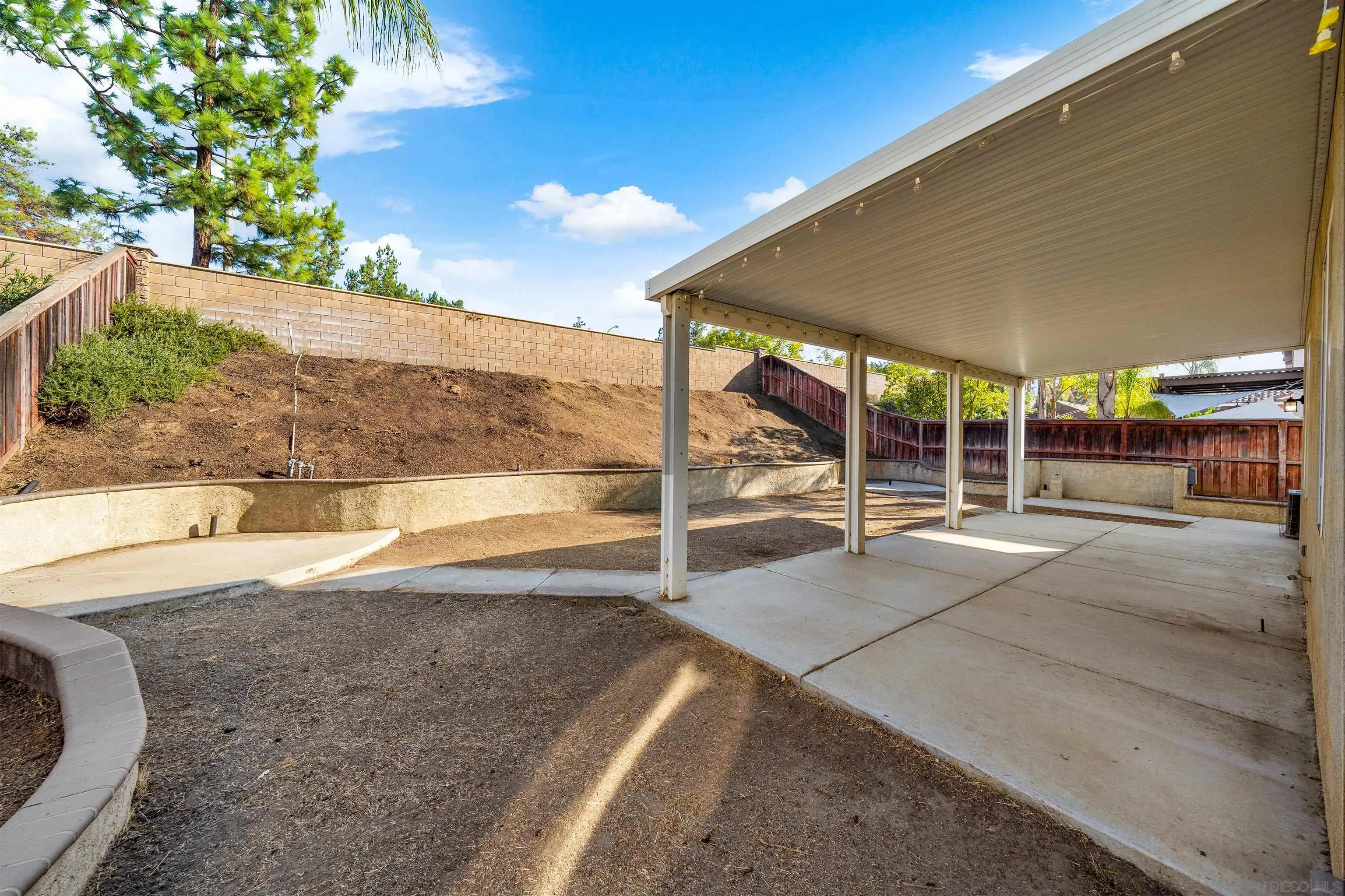 8612 Cabin Place Riverside, CA 92508 - Photo 35 of 40 Gallery Image 35
