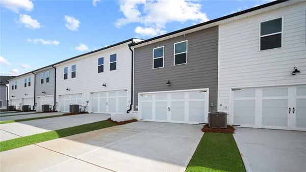 $319,400 | 420 Reflection Drive, Stockbridge, GA 30281