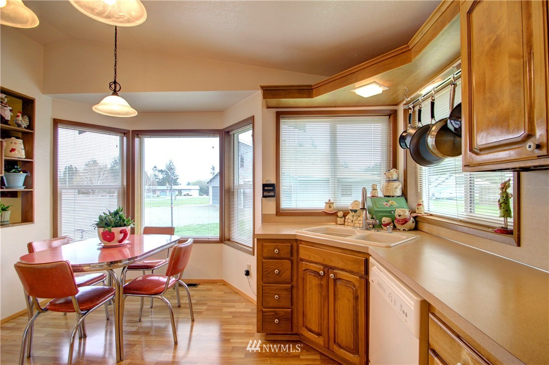 11097 Whistle Lake Road Anacortes, WA 98221 - Photo 12 of 24 Gallery Image 12