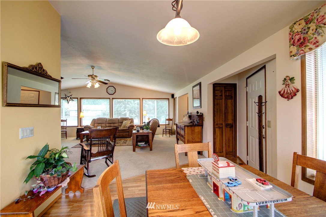 11097 Whistle Lake Road Anacortes, WA 98221 - Photo 8 of 24 Gallery Image 8