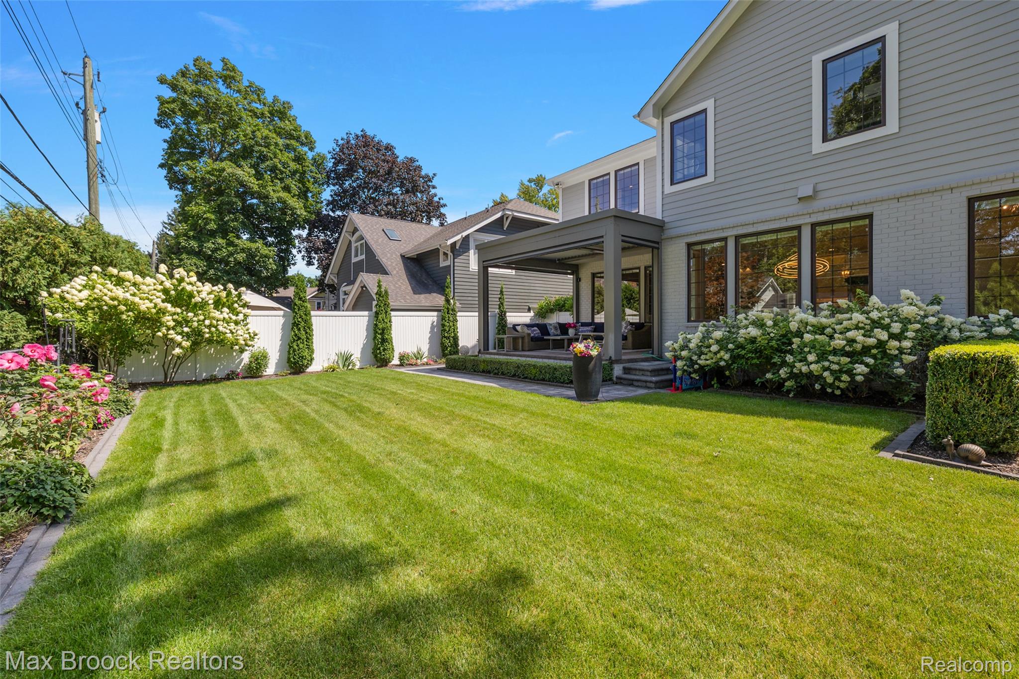 612 7th Street Rochester, MI 48307 - Photo 32 of 36 612 Seventh St-13.jpg