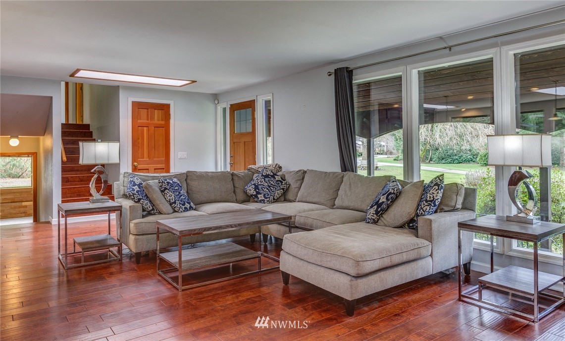 7212 Dahlberg Road Ferndale, WA 98248 - Photo 3 of 25 Gallery Image 3