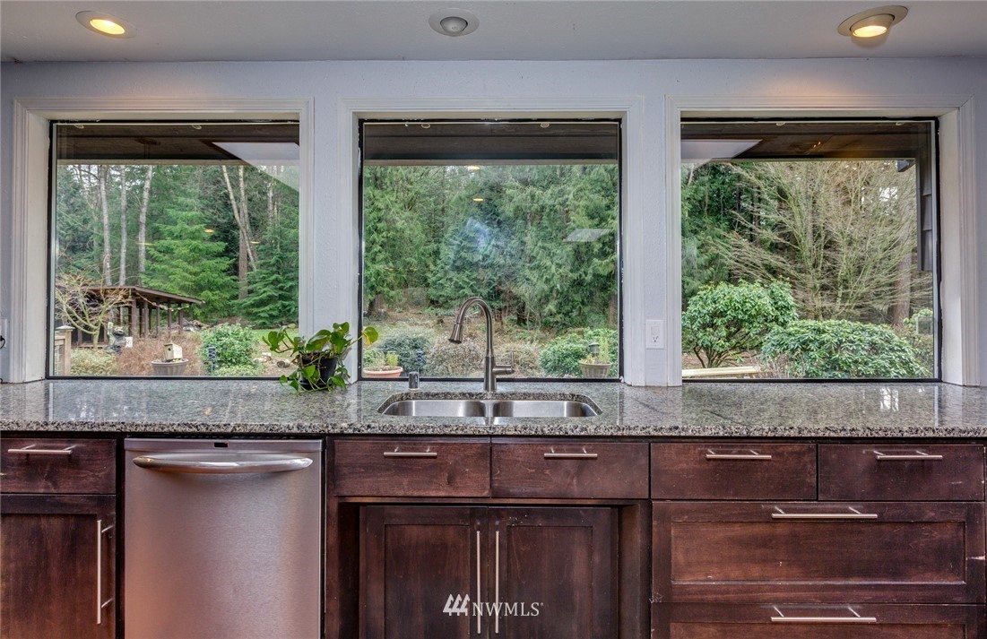 7212 Dahlberg Road Ferndale, WA 98248 - Photo 10 of 25 Gallery Image 10