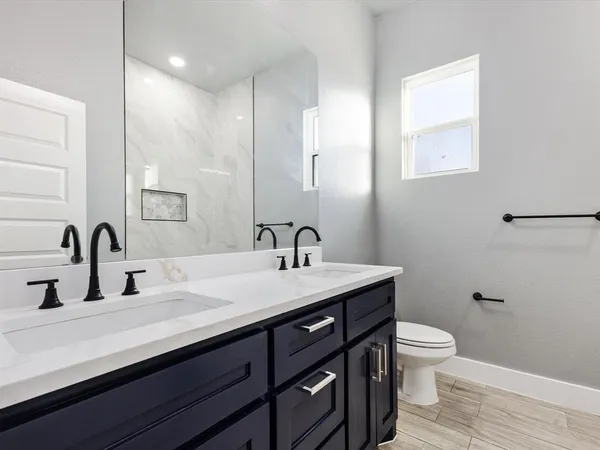 $397,999 | 123 Cedar Bend Drive, Trinidad, TX 75163