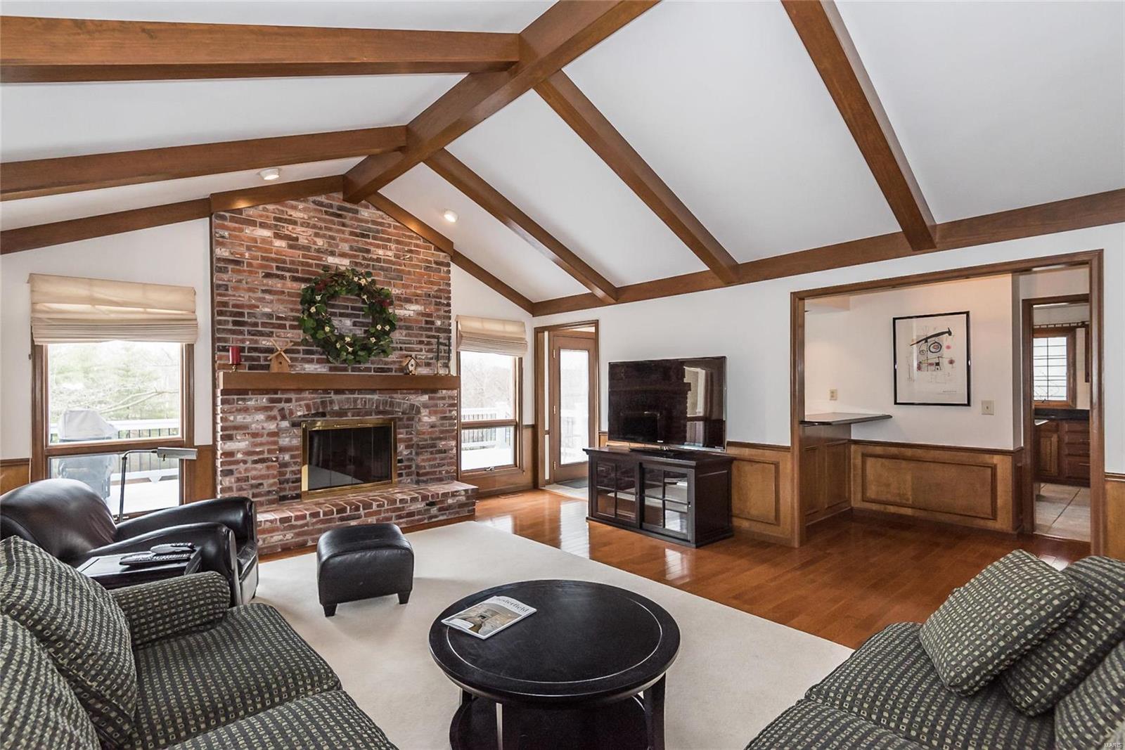 2111 Wilson Ridge Lane Chesterfield, MO 63005 - Photo 19 of 92 Gallery Image 19