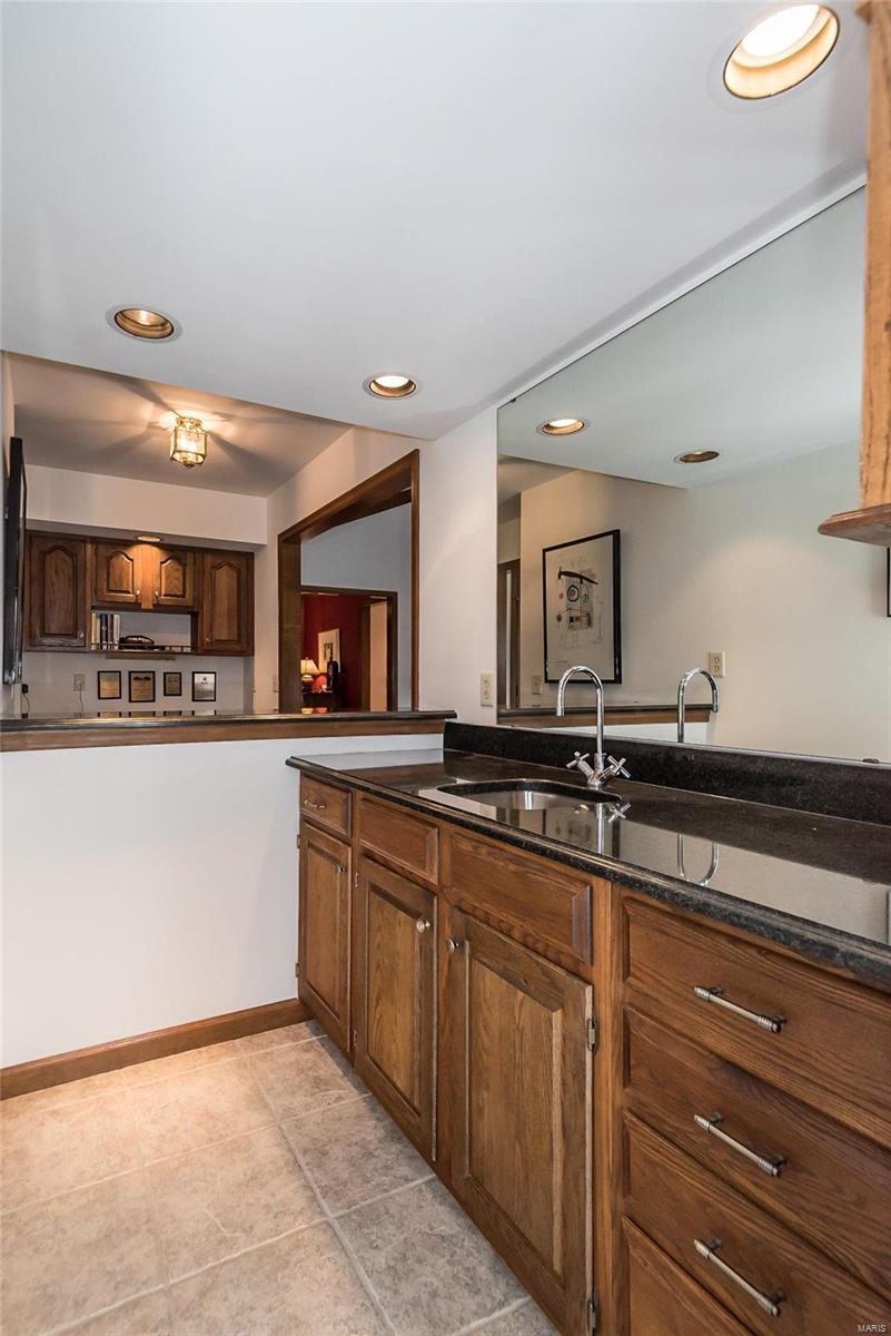 2111 Wilson Ridge Lane Chesterfield, MO 63005 - Photo 22 of 92 Gallery Image 22