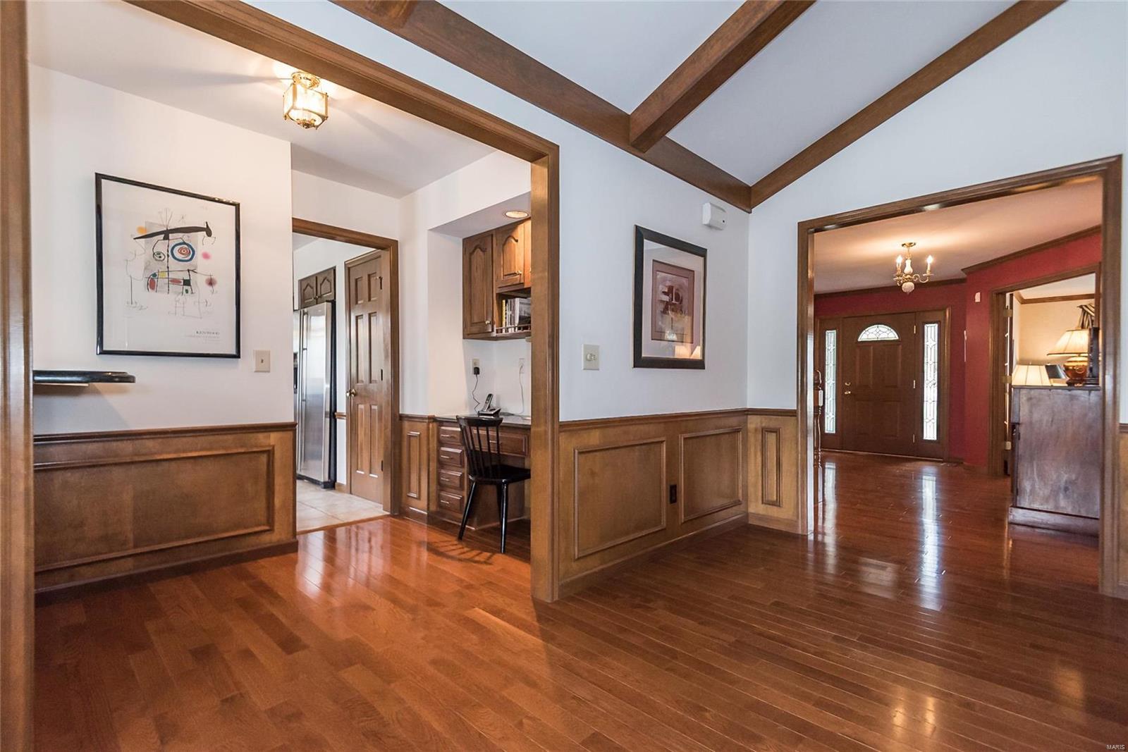 2111 Wilson Ridge Lane Chesterfield, MO 63005 - Photo 23 of 92 Gallery Image 23