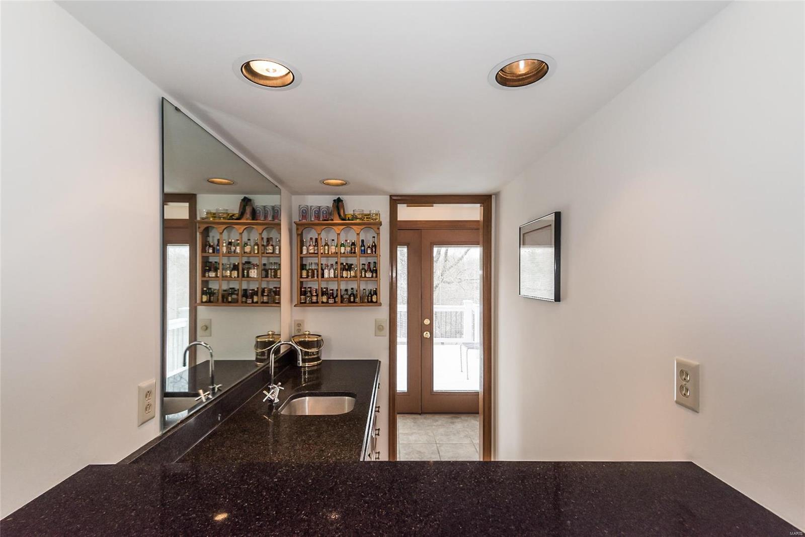 2111 Wilson Ridge Lane Chesterfield, MO 63005 - Photo 26 of 92 Gallery Image 26