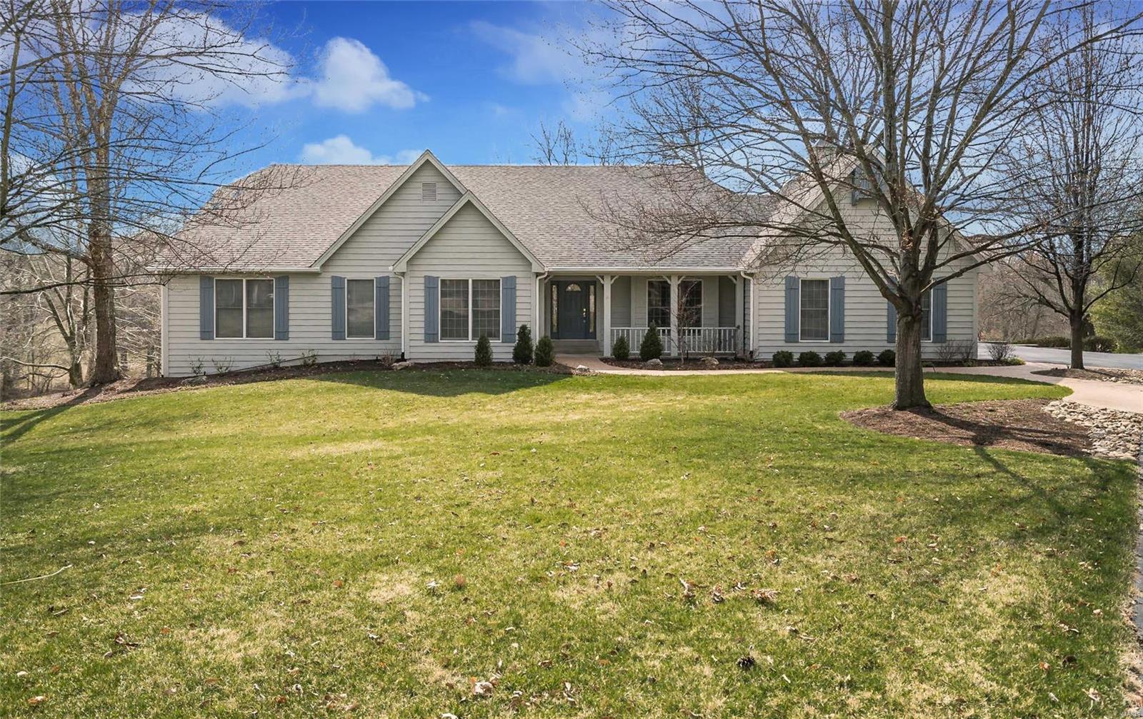 2111 Wilson Ridge Lane Chesterfield, MO 63005 - Photo 4 of 92 Gallery Image 4