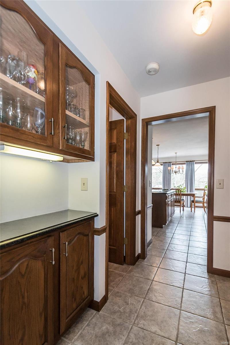 2111 Wilson Ridge Lane Chesterfield, MO 63005 - Photo 31 of 92 Gallery Image 31