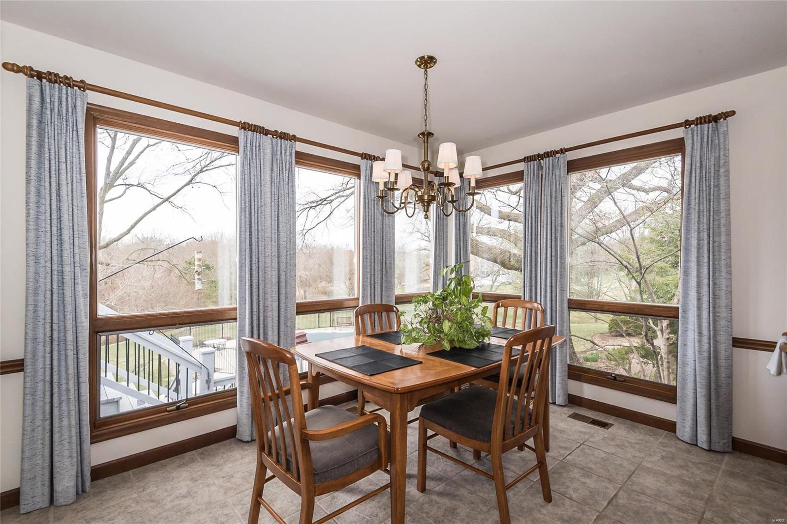 2111 Wilson Ridge Lane Chesterfield, MO 63005 - Photo 35 of 92 Gallery Image 35