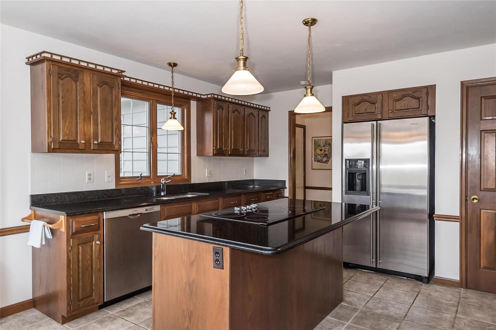 2111 Wilson Ridge Lane Chesterfield, MO 63005 - Photo 37 of 92 Gallery Image 37