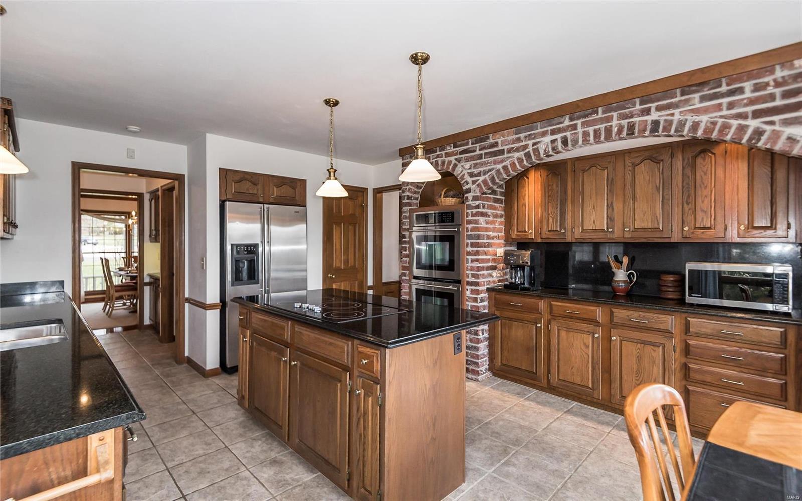 2111 Wilson Ridge Lane Chesterfield, MO 63005 - Photo 39 of 92 Gallery Image 39