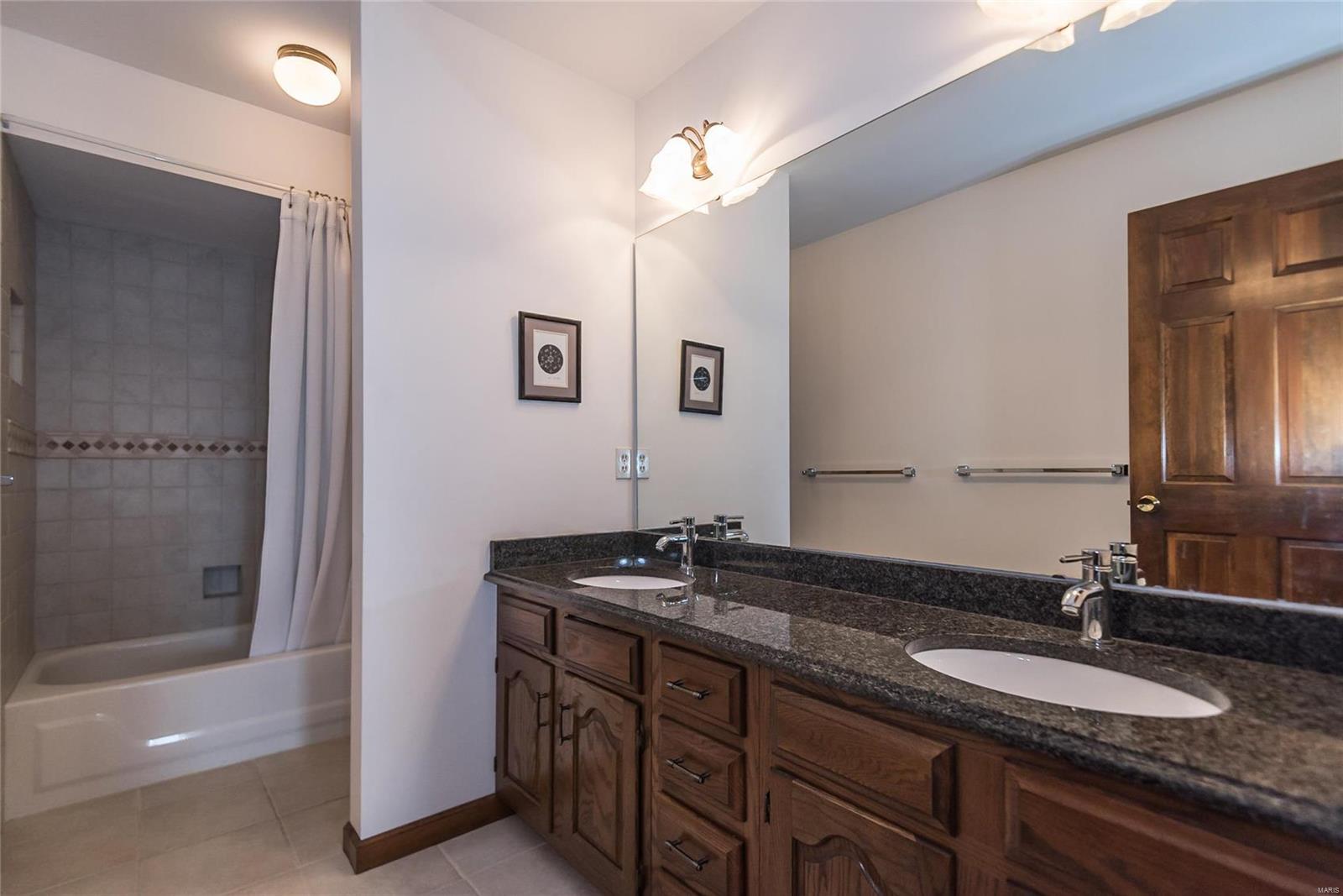 2111 Wilson Ridge Lane Chesterfield, MO 63005 - Photo 55 of 92 Gallery Image 55