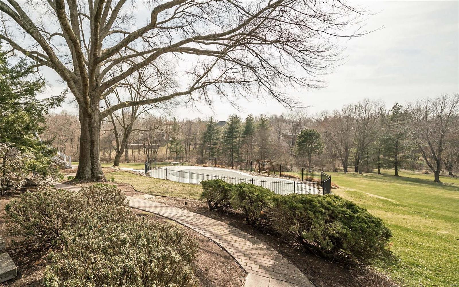 2111 Wilson Ridge Lane Chesterfield, MO 63005 - Photo 71 of 92 Gallery Image 71