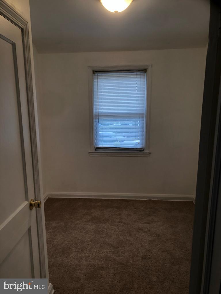 1290 Cedarcroft Road Baltimore, MD 21239 - Photo 4 of 9