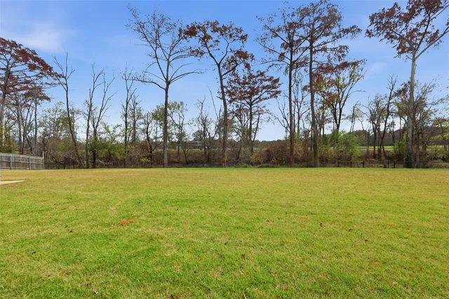 a view of outdoor space