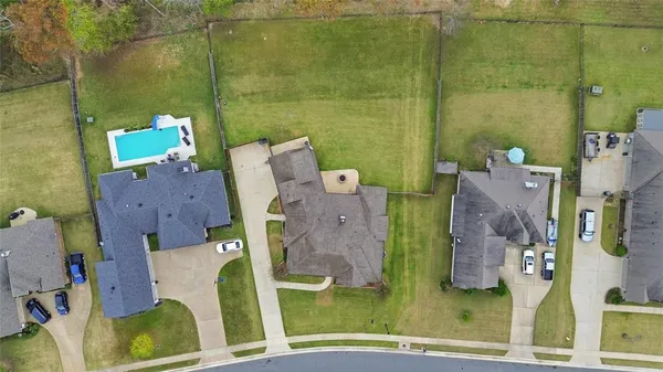 $595,000 | 470 Long Acre Drive, Bossier City, LA 71111