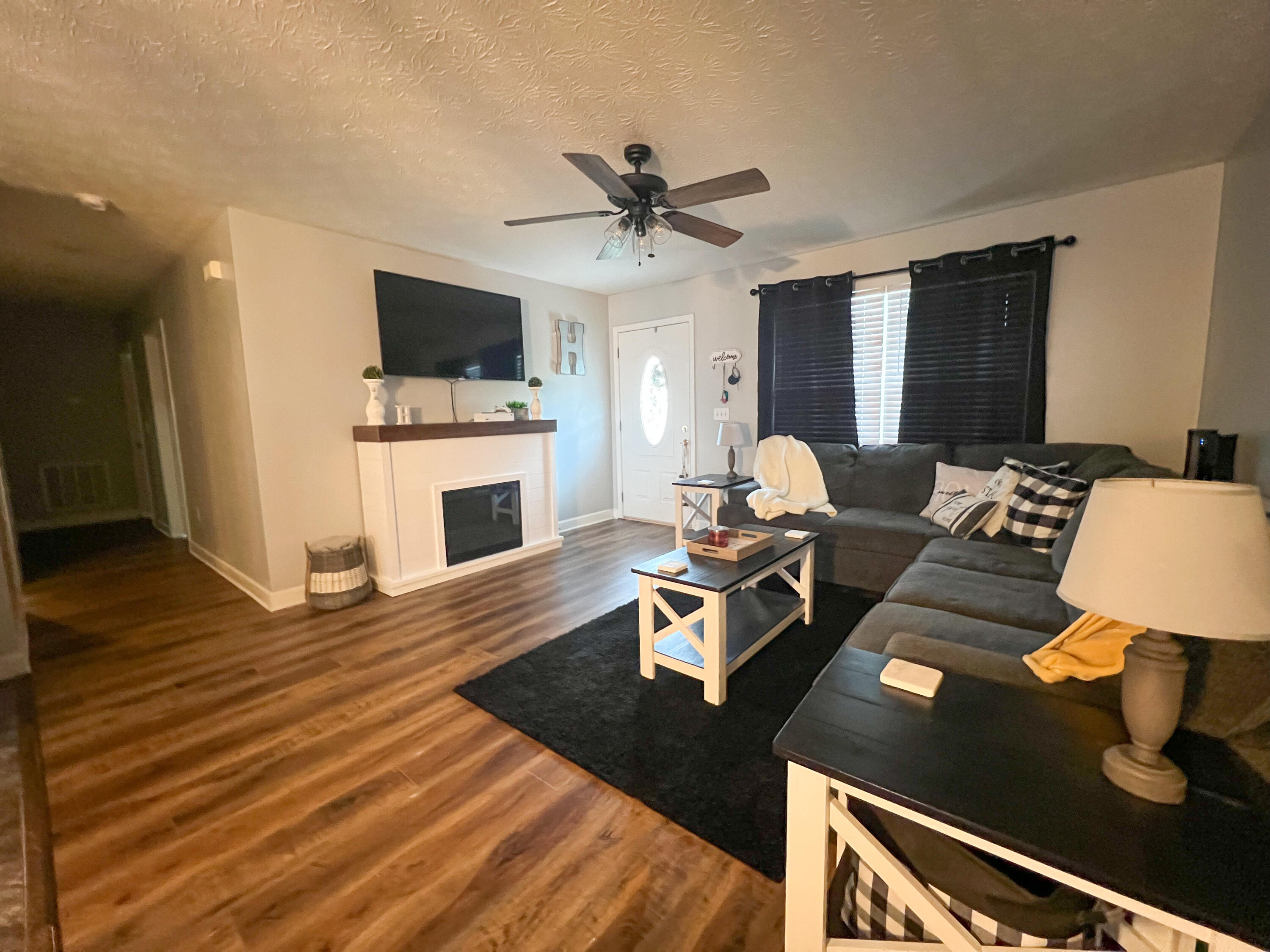 1475 Laurel River Road London, KY 40744 - Photo 3 of 11 FBF97BB2-2A39-441F-842C-DF2927F5275A