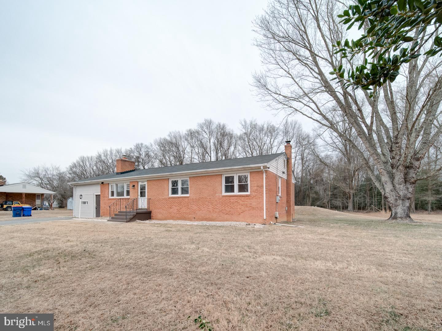 10524 Deacon Road White Plains, MD 20695 - Photo 3 of 42