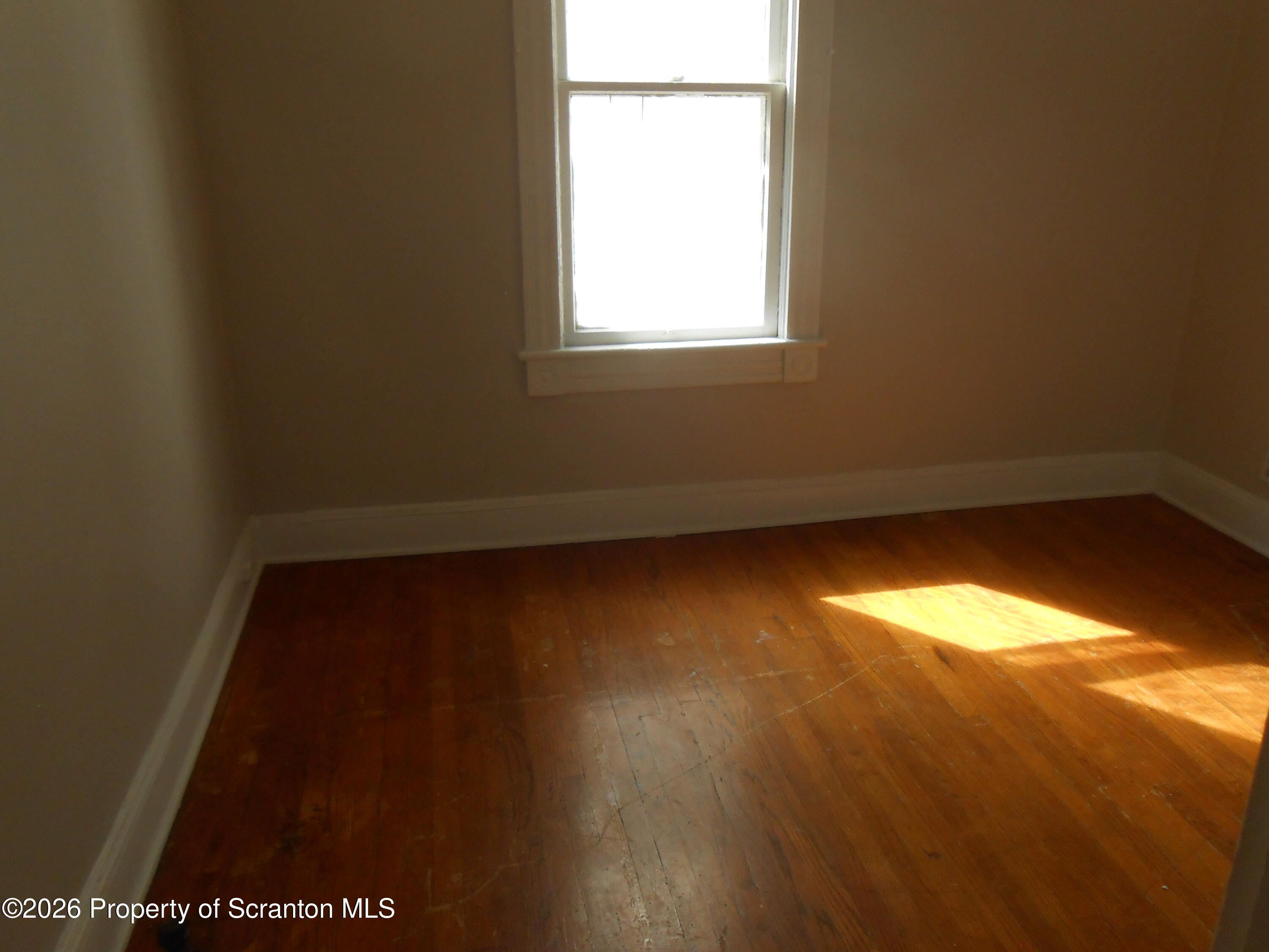 622 North 624 Main, Unit 4 Scranton, PA 18504 - Photo 13 of 19 an empty room with a window