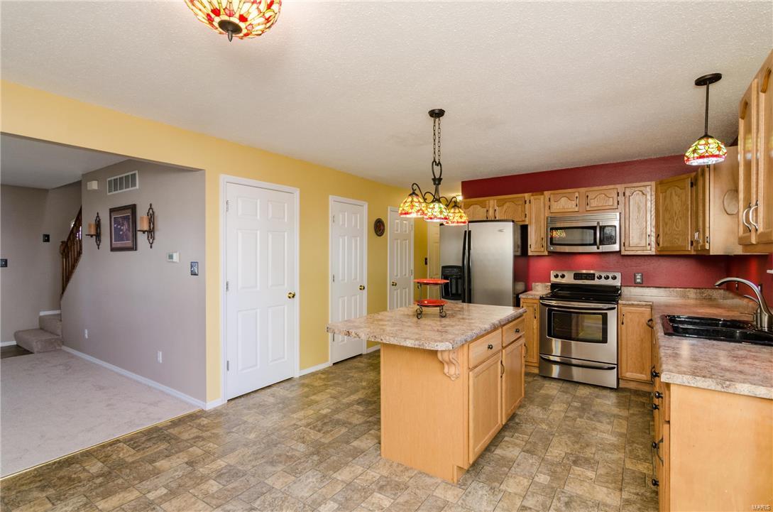 153 Picketts Run O'Fallon, IL 62269 - Photo 7 of 34