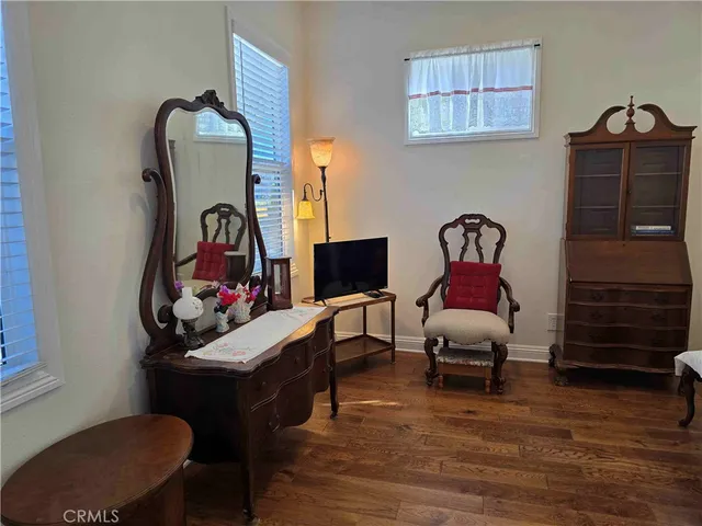 $1,195 | 4309 North Country Club Lane, Long Beach, CA 90807