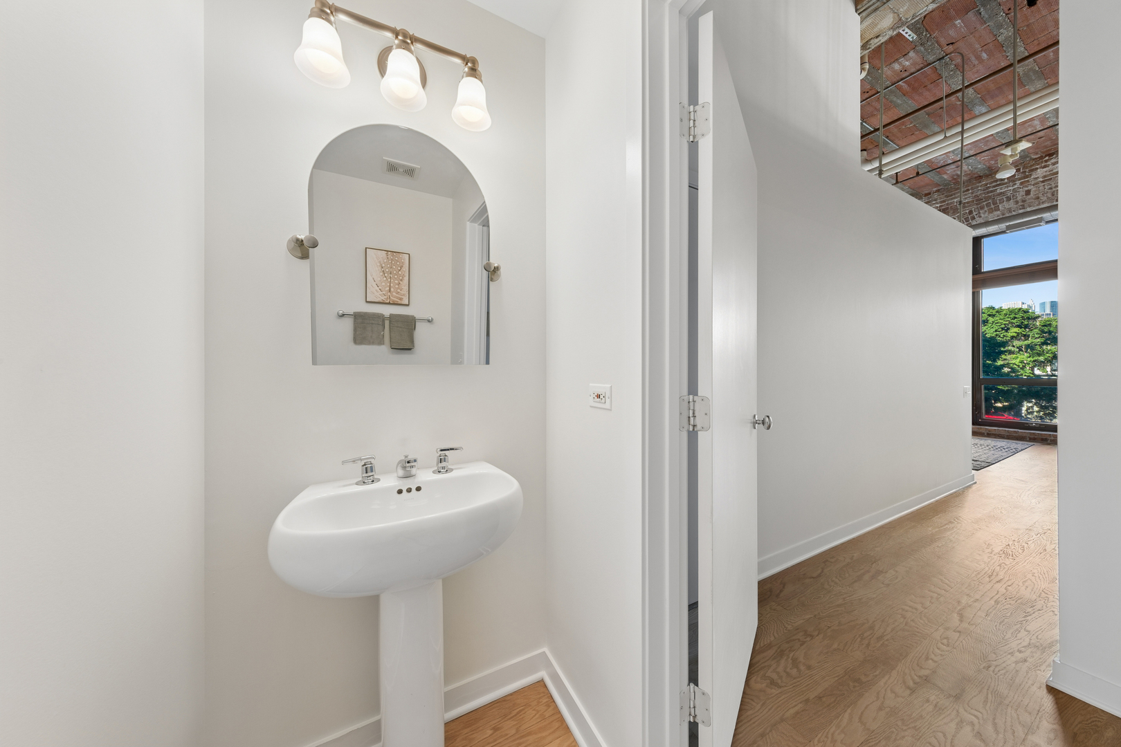 222 South Racine Avenue, Unit 205 Chicago, IL 60607 - Photo 19 of 22 Gallery Image 19