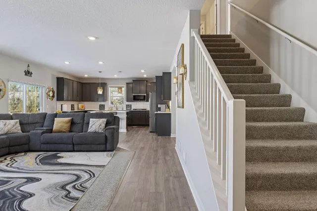 $725,000 | 1663 Oak Creek Drive, Chaska, MN 55318