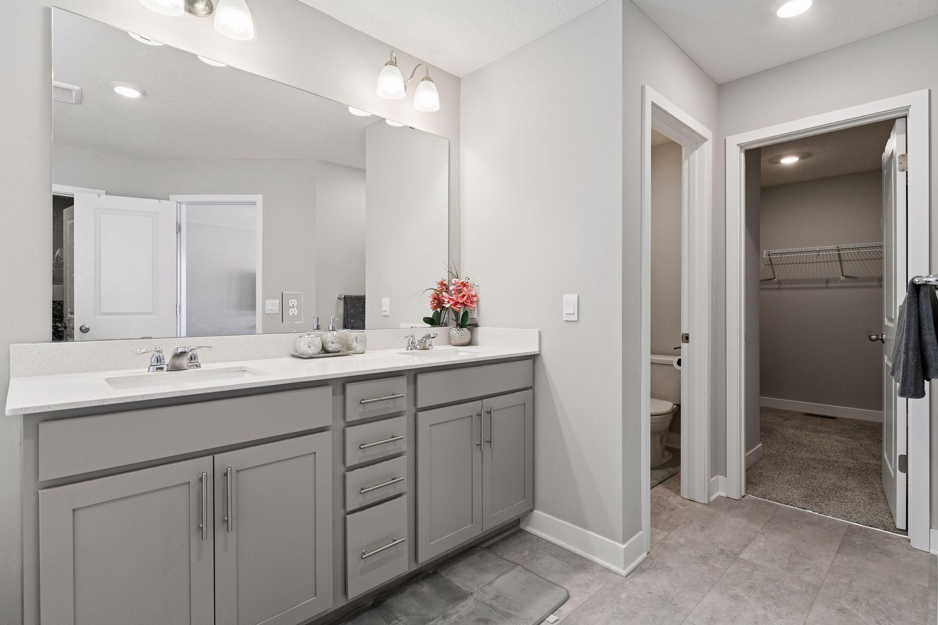 1663 Oak Creek Drive Chaska, MN 55318 - Photo 31 of 57