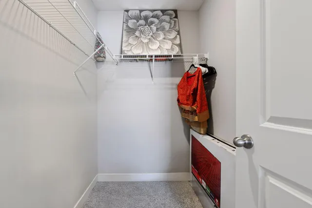 $725,000 | 1663 Oak Creek Drive, Chaska, MN 55318