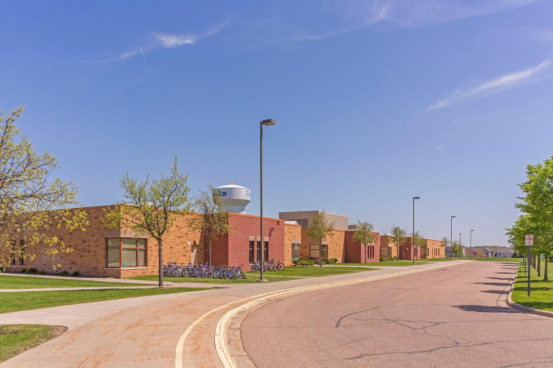 1663 Oak Creek Drive Chaska, MN 55318 - Photo 57 of 57