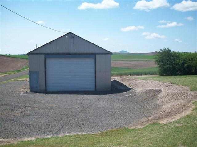 435 Russell Road Oakesdale, WA 99158 - Photo 8 of 9