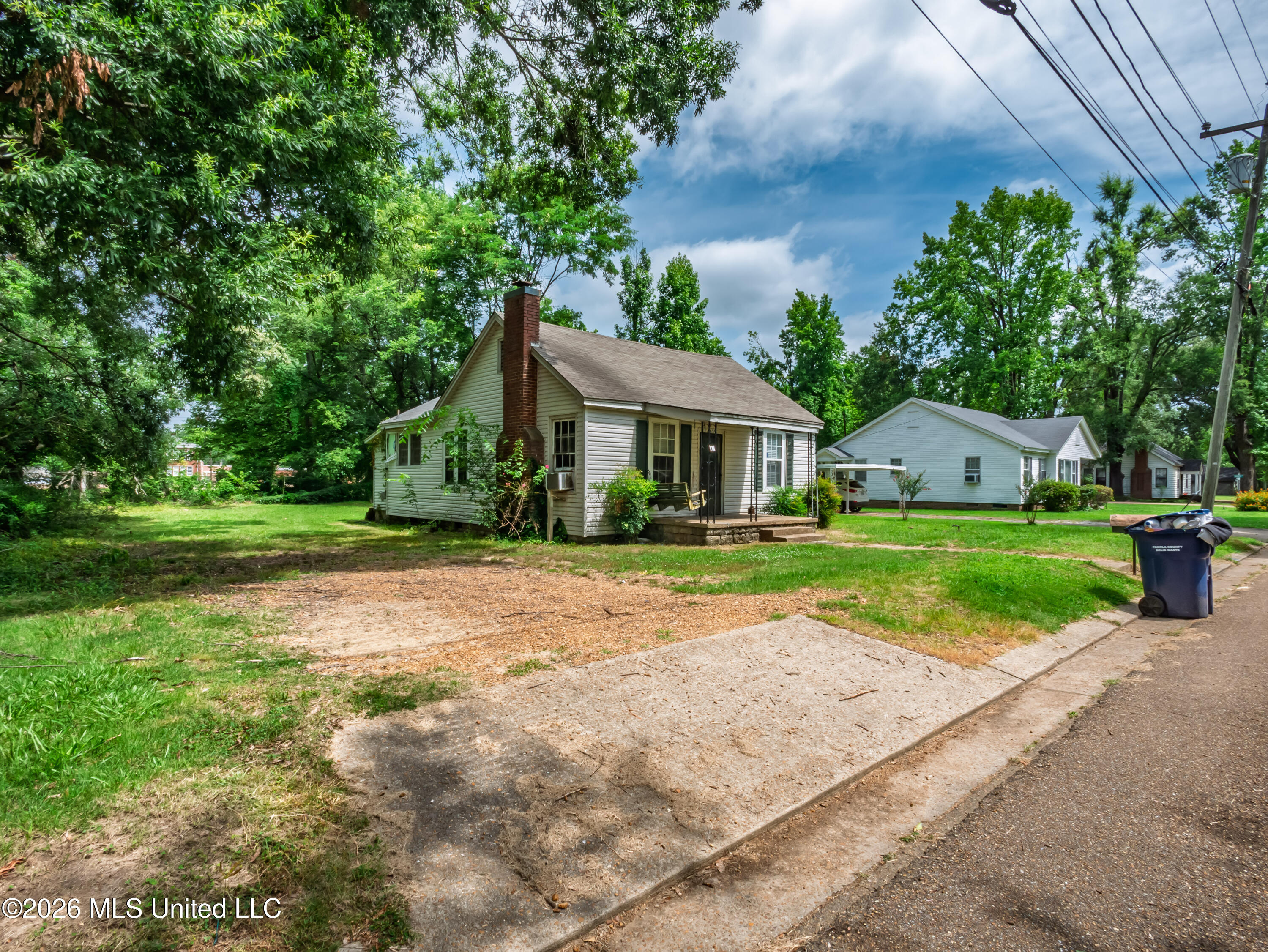 107 Central Street Batesville, MS 38606 - Photo 10 of 24 107 Central St Batesville MS_2026-06-19_