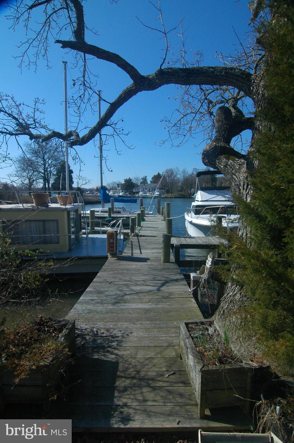 1057 Carrs Wharf Road Edgewater, MD 21037 - Photo 23 of 29 View