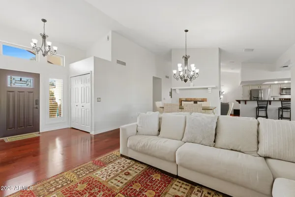 $724,900 | 1338 East Sunburst Lane, Tempe, AZ 85284