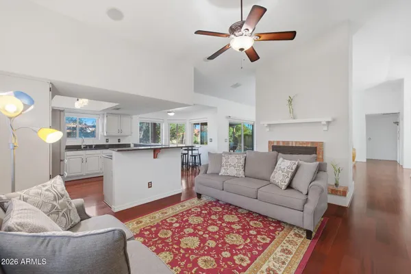 $724,900 | 1338 East Sunburst Lane, Tempe, AZ 85284