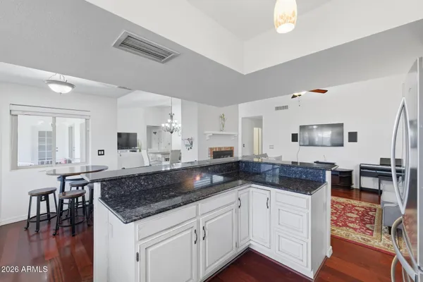 $724,900 | 1338 East Sunburst Lane, Tempe, AZ 85284
